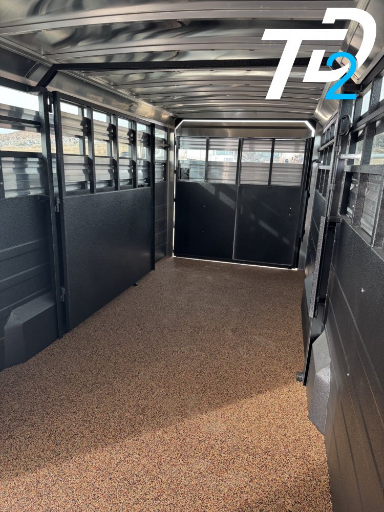 87x24 Logan Coach Horse