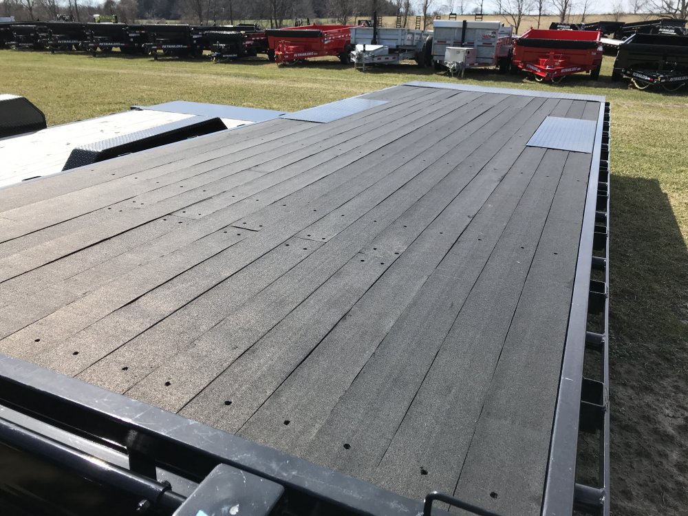 2023 PJ 24' HD Deckover Tilt