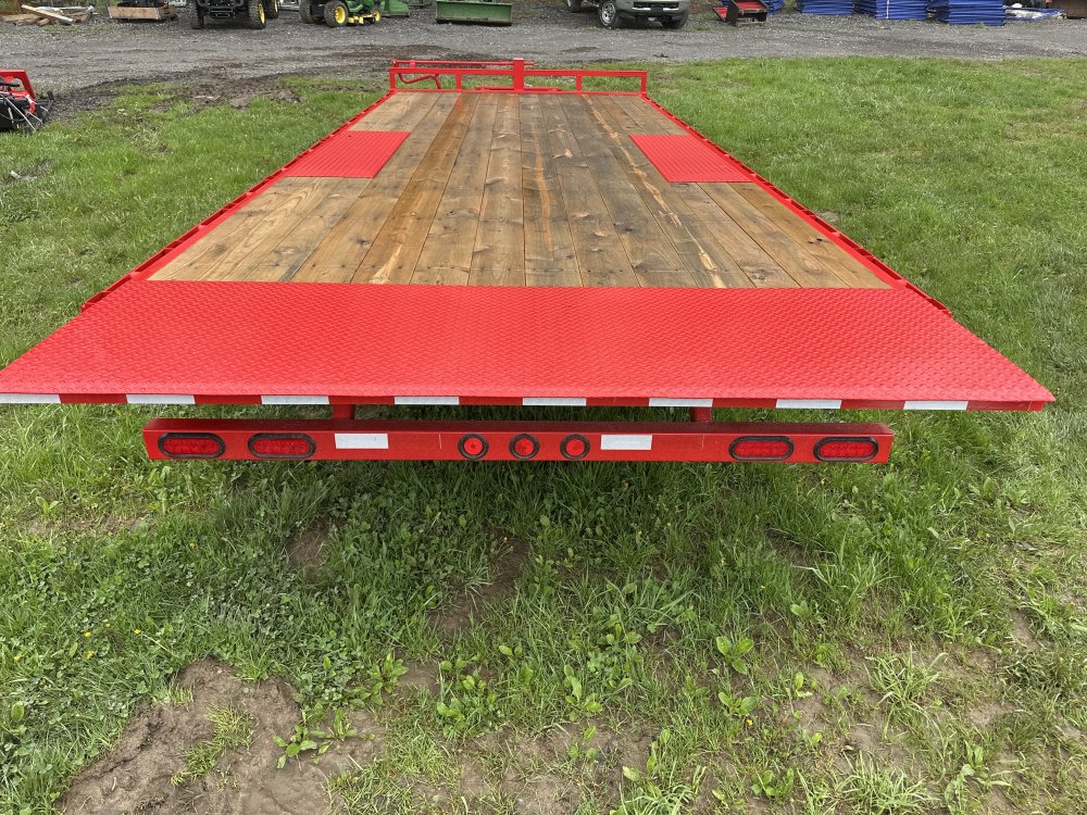 2025 PJ 22FT 22' Deckover Tilt Deckover