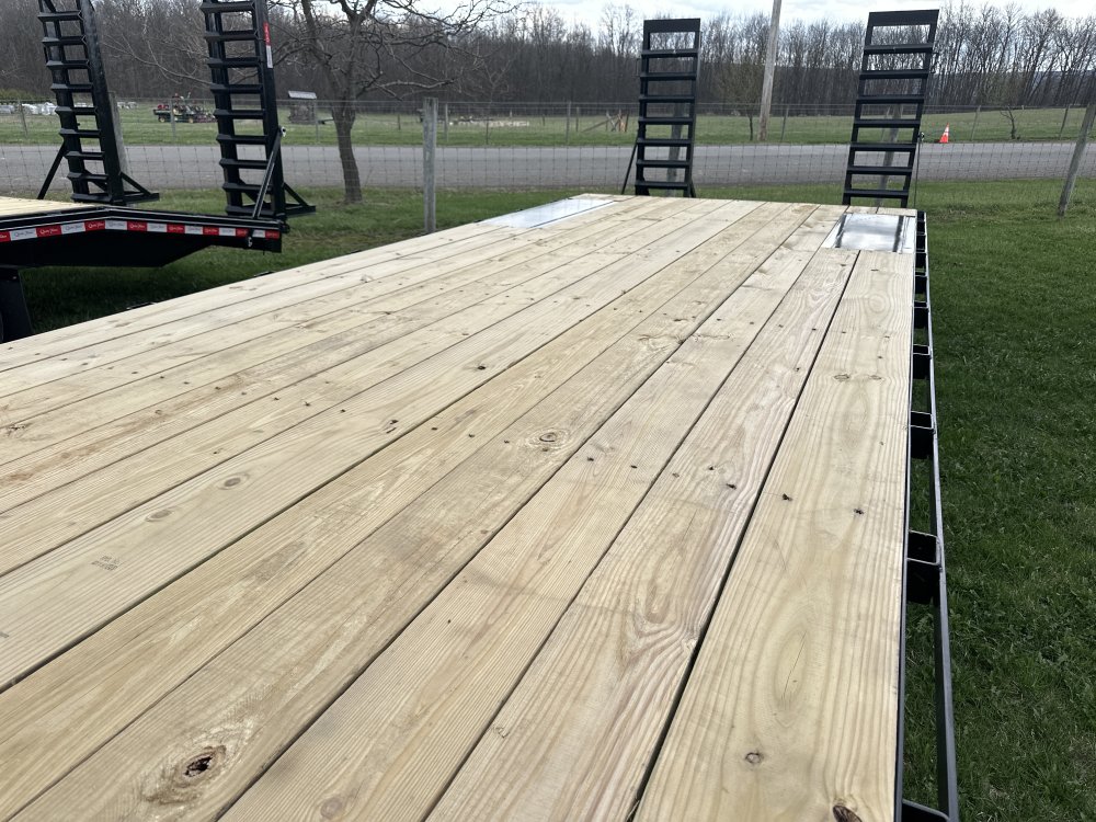 2026 Quality 24' Pro-G Gooseneck