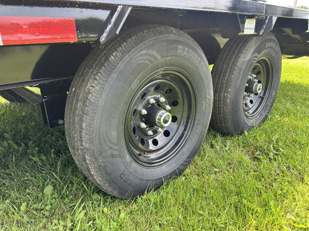2027 PJ Trailers Quest 25' Gooseneck with Singles