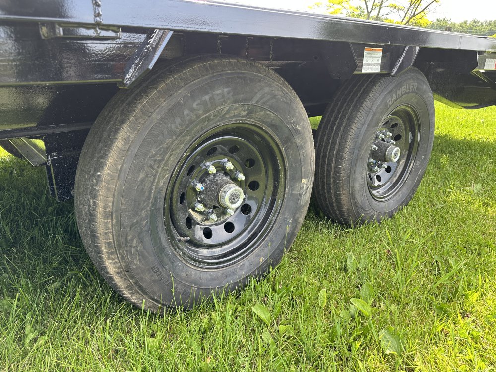 2027 PJ Trailers 30' Quest Gooseneck with Singles