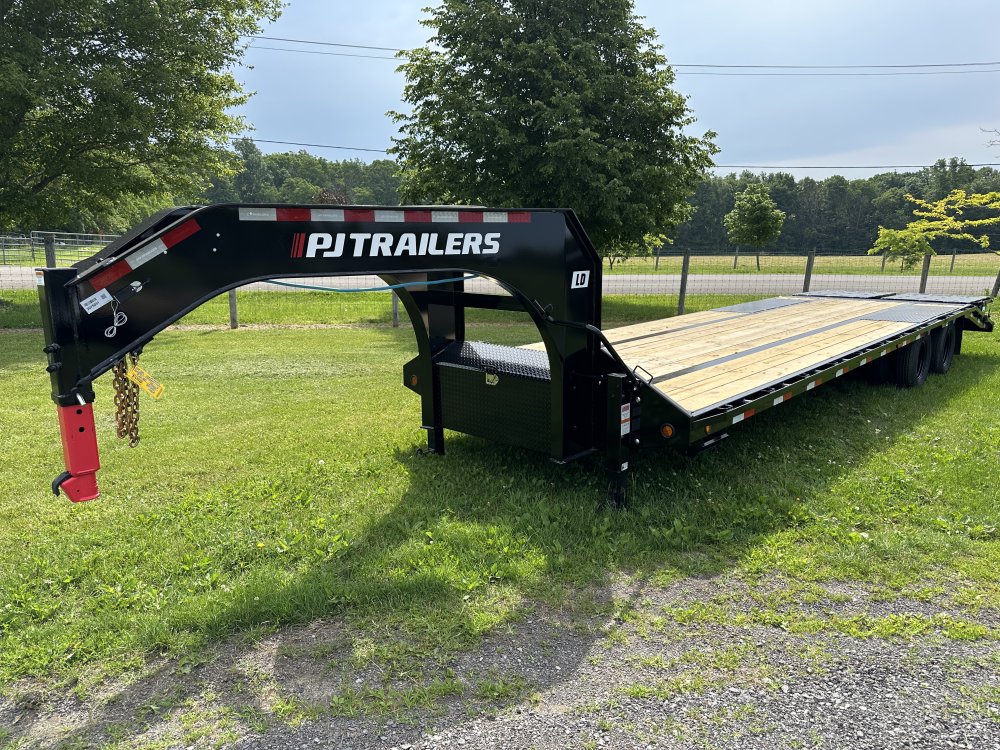 2027 PJ Trailers 30' Low-Pro Flatdeck with Duals Gooseneck