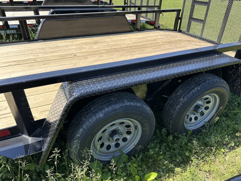 2026 Quality 16' Tndm Axel PRO-B Fender