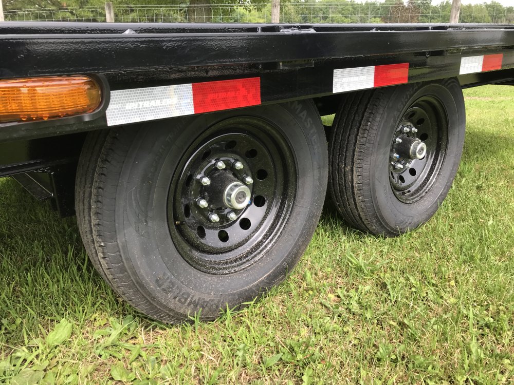 2027 PJ Trailers 24'x8" I-Beam Deckover