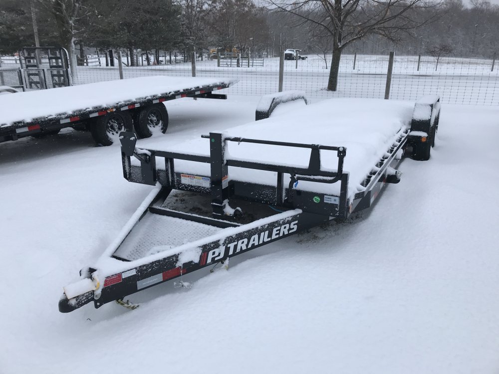 2026 PJ Trailers 22'x6" Channel Equipment Tilt