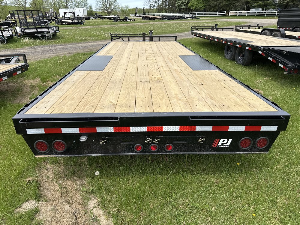 2026 PJ Trailers 22' x 8" I Beam Deckover