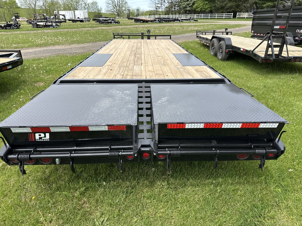 2026 PJ Trailers 26'x8" I-Beam Deckover Pintle