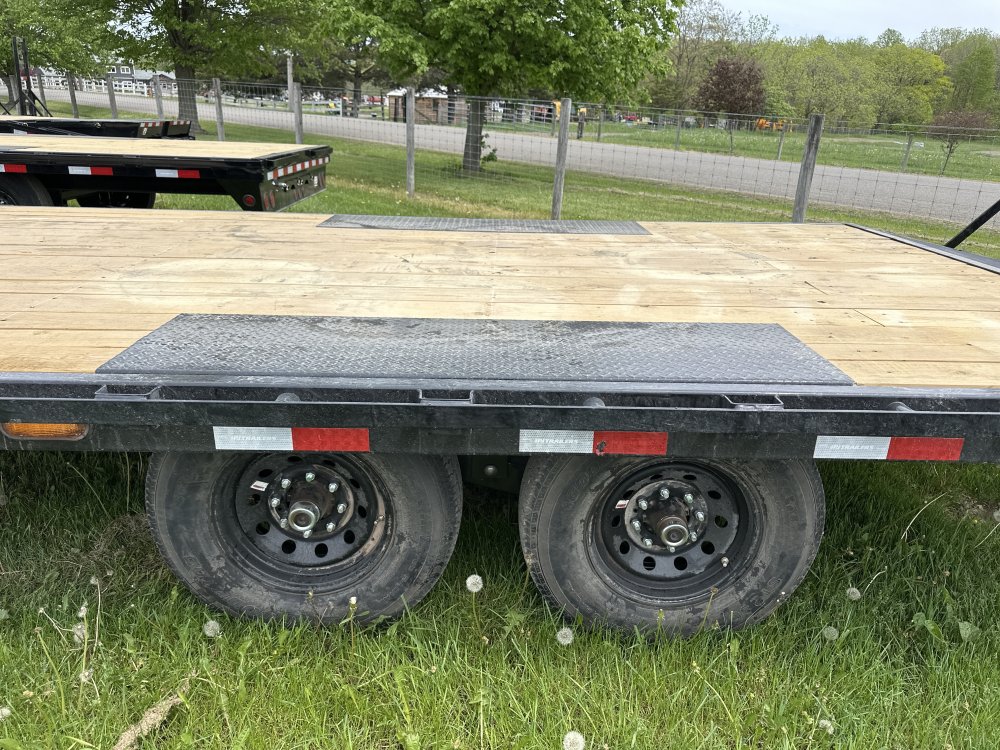 2027 PJ Trailers 26'x8" I-Beam Deckover