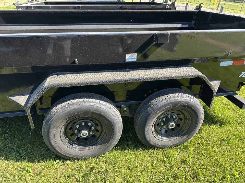 2027 PJ Trailers 16'x83" Low Pro Telescopic Dump