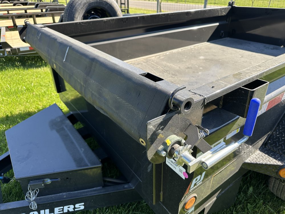 2027 PJ Trailers 10'X72" Tandem Axel Dump