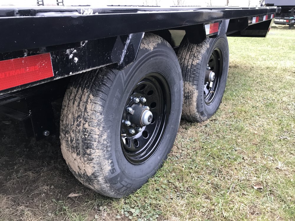 2023 PJ 24' Low-Pro Flatdeck with Singles