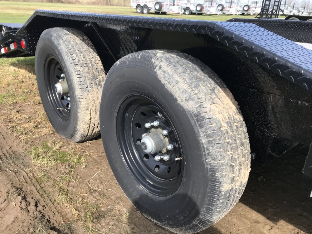 2023 PJ 22'x6" Channel Super-Wide Fender