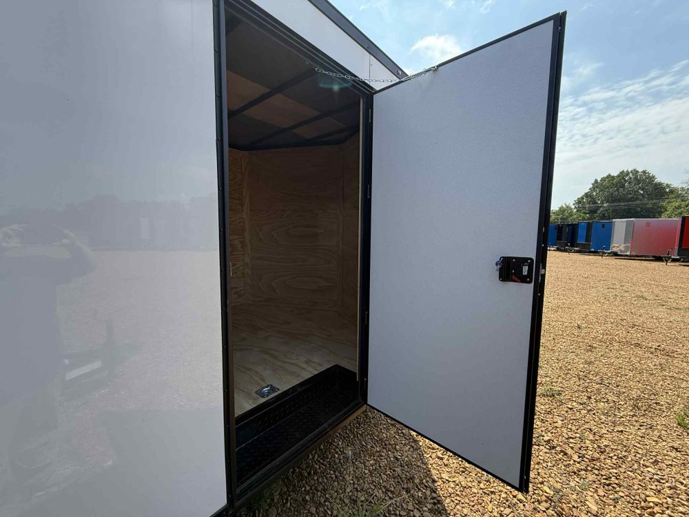8.5'x20' Rock Solid Cargo Enclosed