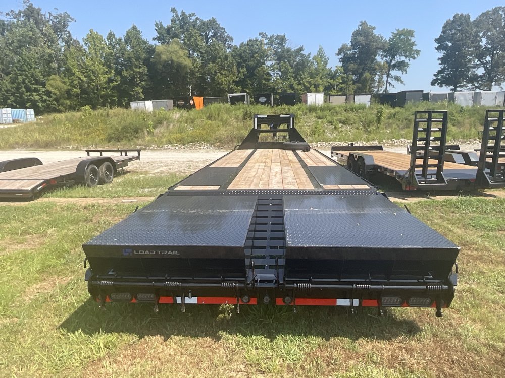 102"x30' Load Trail Gooseneck Flatbed