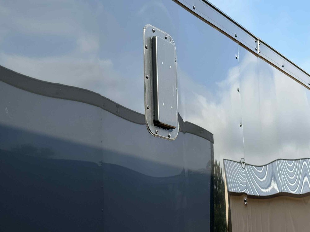 8.5'x24'x7' Rock Solid Cargo Enclosed