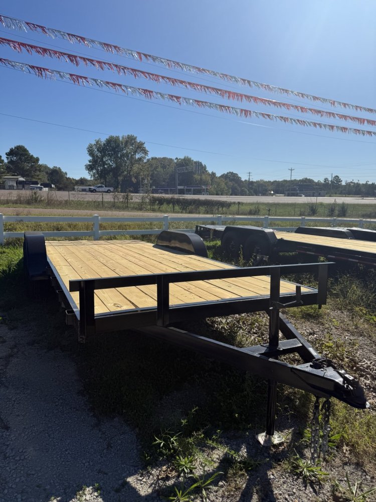 6' 10"x20' L&O Manufacturing LLC Car Hauler