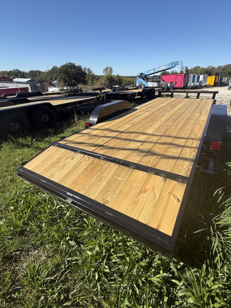 6' 10"x20' L&O Manufacturing LLC Car Hauler