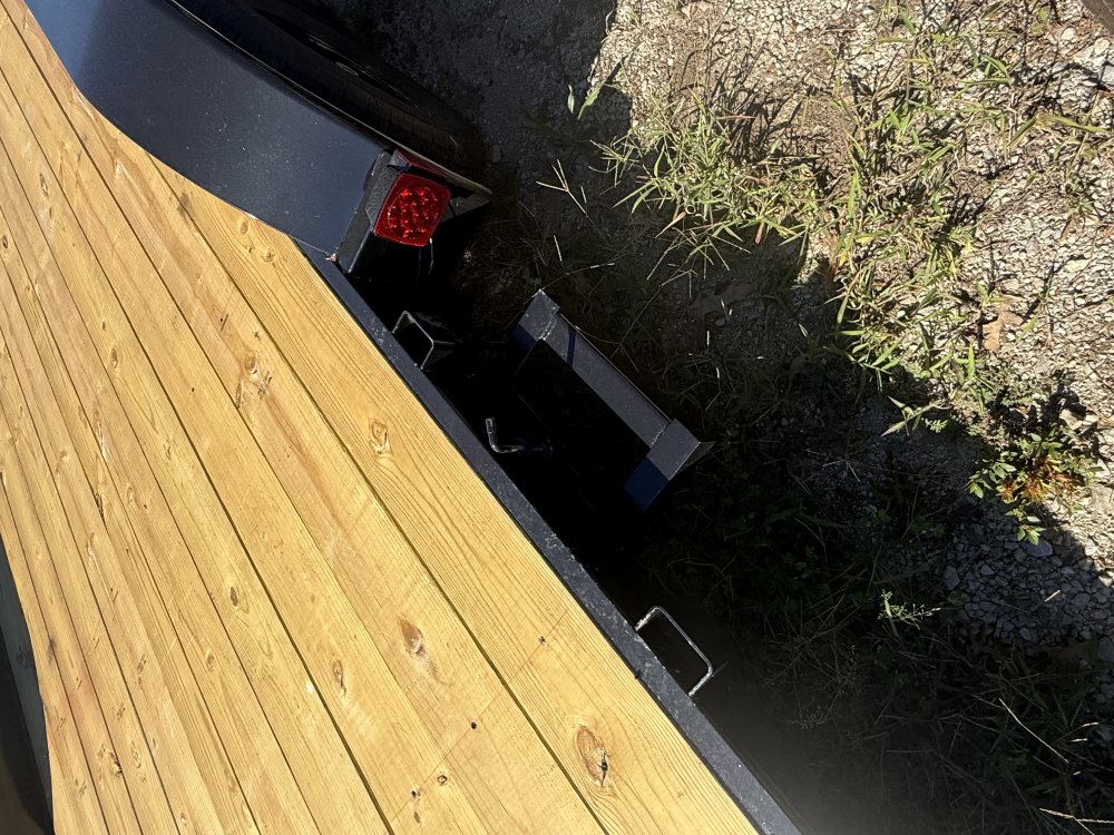 6' 10"x20' L&O Manufacturing LLC Car Hauler