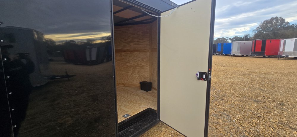 8.5'x20'x7' Rock Solid Cargo Enclosed