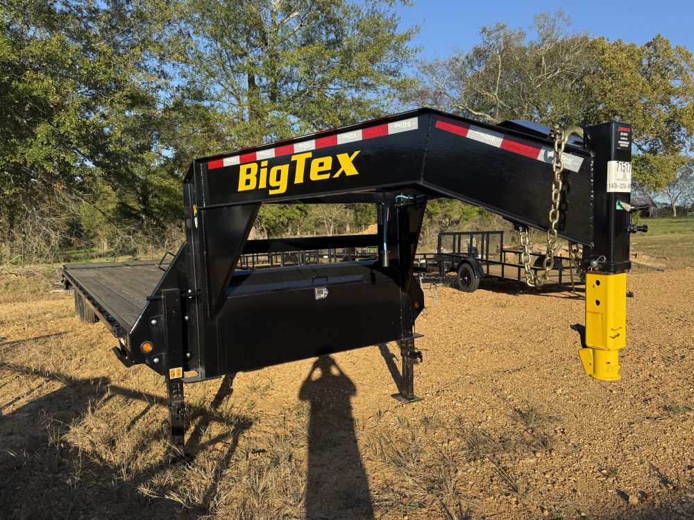 102"x34' Big Tex Gooseneck Flatbed