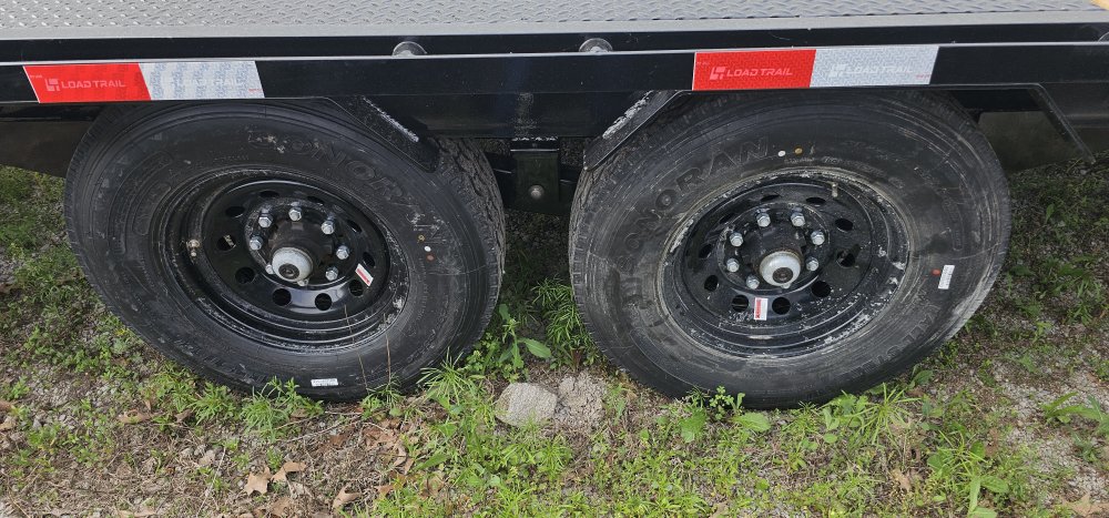 102"x25' Load Trail Equipment Trailers