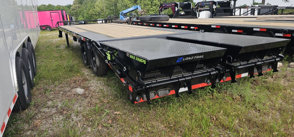 102"x25' Load Trail Equipment Trailers