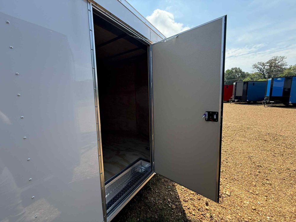8.5'x24'x7' Rock Solid Cargo Enclosed