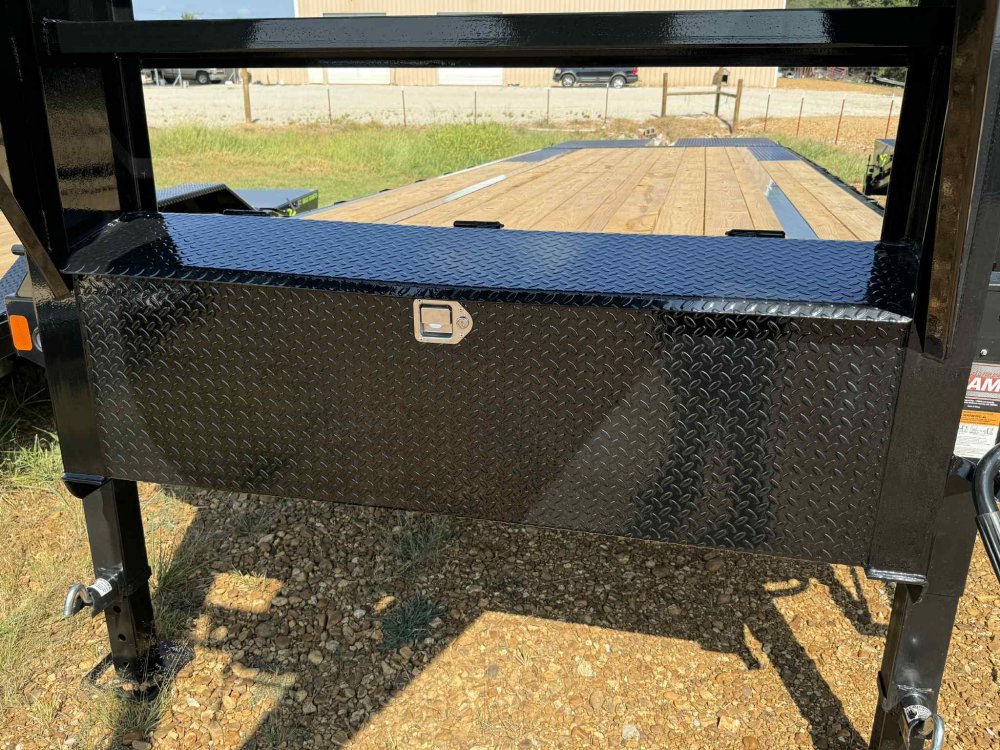 102"x30' Load Trail Gooseneck Flatbed