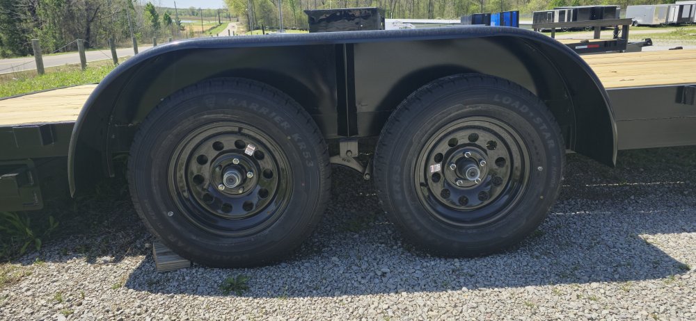 6'10"x20' L&O Manufacturing LLC Car Hauler