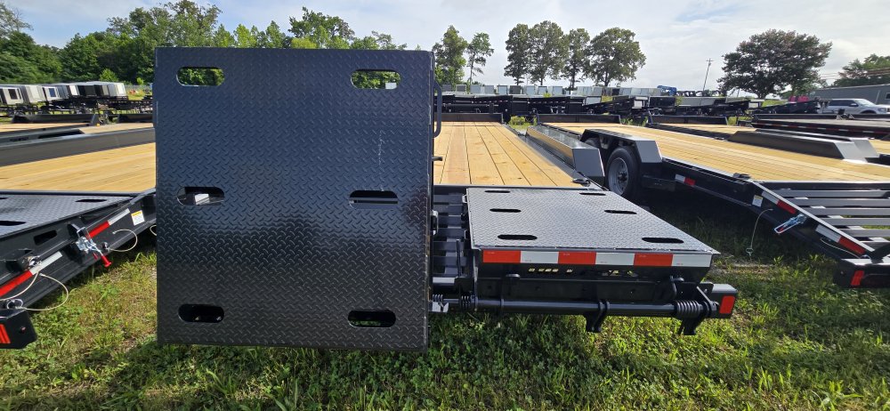 83"x24' Hillcrest Equipment Trailer 21k W/ Mega ramps