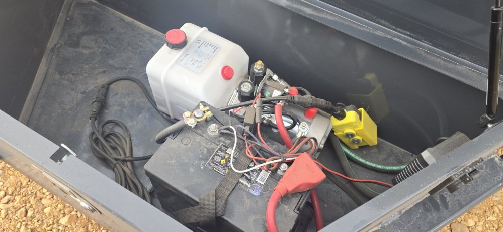 83"x14' Norstar Dump Trailer W/ 20" Sides