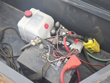 83"x14' Norstar Dump Trailer W/ 20" Sides