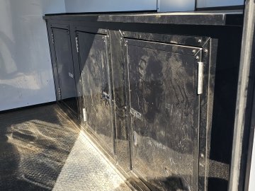 8' 5"x24' Luxe MFG Enclosed