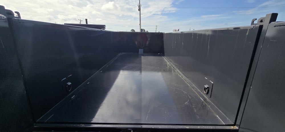 83"x16' x40" Hillcrest Dump Trailer