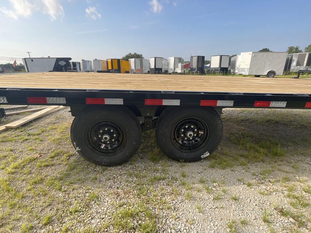 8' 5"x20' Load Trail Equipment Trailers