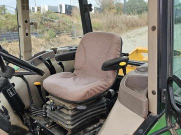 John Deere 5055e Tractor 2073.3 HR