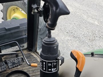 John Deere 5055e Tractor 2073.3 HR