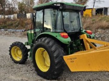 John Deere 5055e Tractor 2073.3 HR