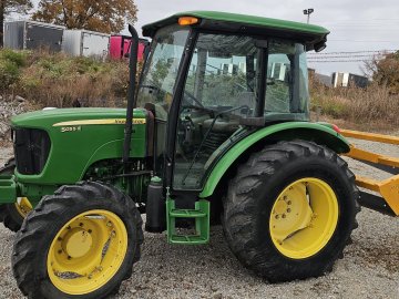 John Deere 5055e Tractor 2073.3 HR