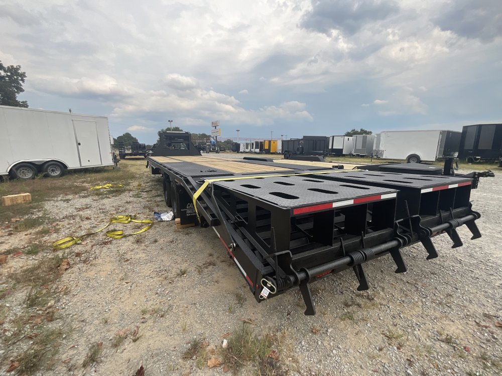 102" x 30' Caliber Gooseneck 24k