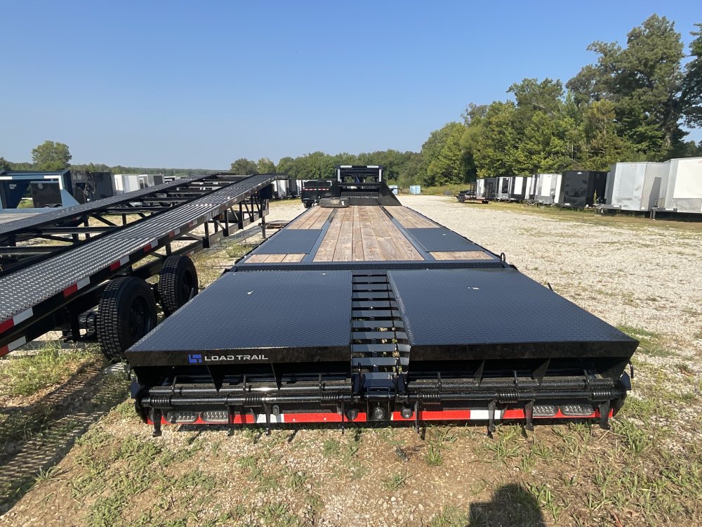 102"x32' Load Trail Gooseneck Flatbed 22k