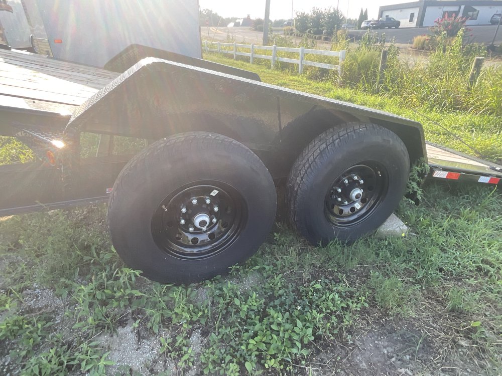 83"x22' Load Trail Tilt Trailers