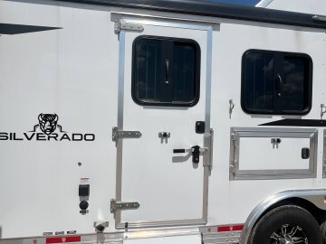 8'x36' Bison Trailers Enclosed