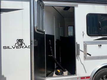 8'x36' Bison Trailers Enclosed