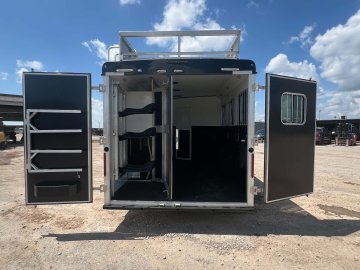 8'x36' Bison Trailers Enclosed