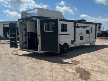 8'x36' Bison Trailers Enclosed