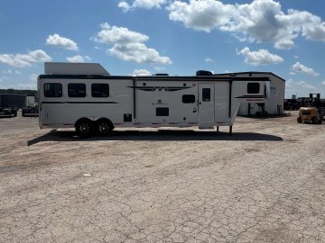 8'x36' Bison Trailers Enclosed