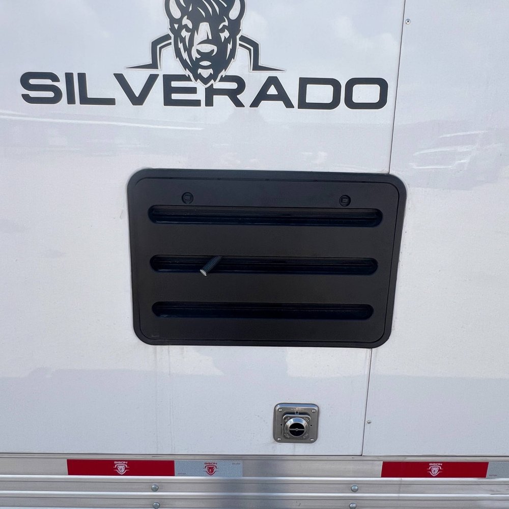 8'x36' Bison Trailers Enclosed