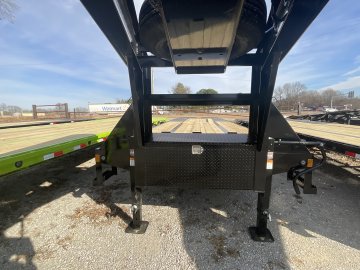 102"x32' Load Trail Gooseneck Flatbed